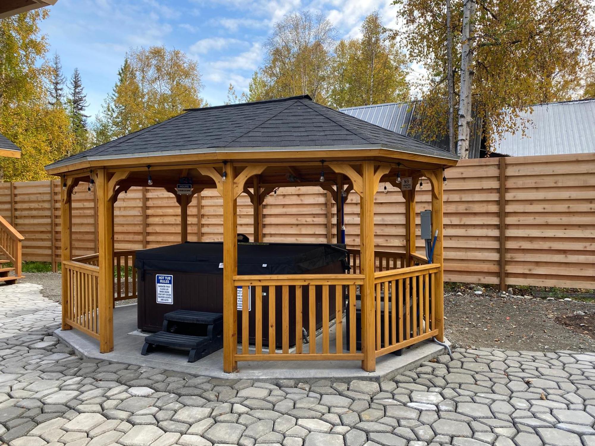 Talkeetna Log Cabin With Hot Tub Unit 1 Zewnętrze zdjęcie